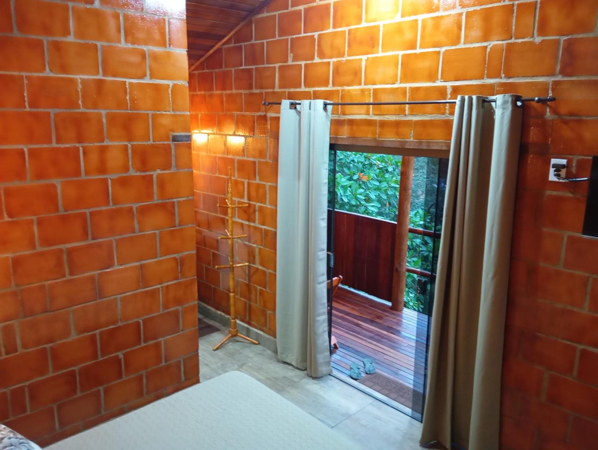 Chales Pedacim Du Ceu Bueno Brandão Exteriér fotografie