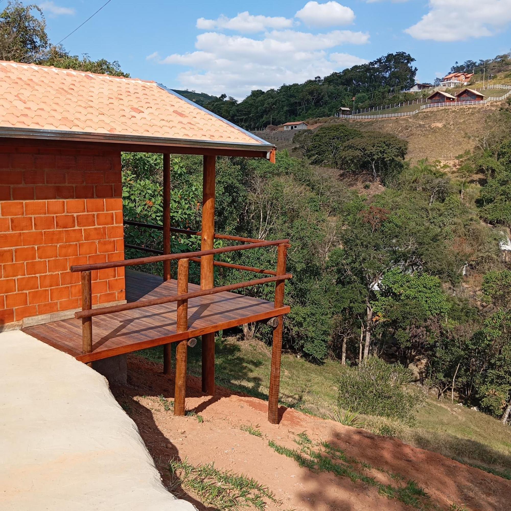 Chales Pedacim Du Ceu Bueno Brandão Exteriér fotografie
