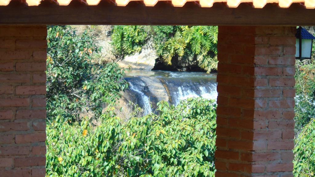 Chales Pedacim Du Ceu Bueno Brandão Exteriér fotografie
